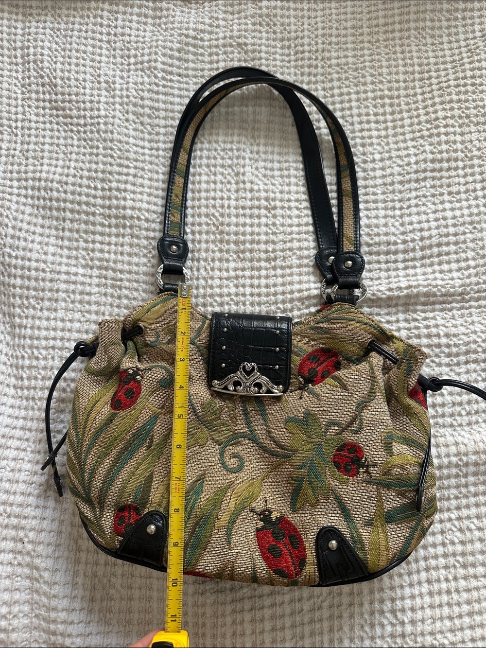 Vintage Ladybug Embroidered Canvas Shoulder Bag Silver Hardware - Picture 9 of 14